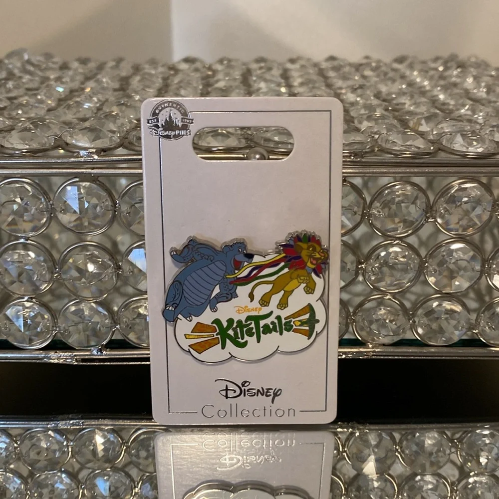 Disney Collection KiteTails Pin - Picture 2 of 3